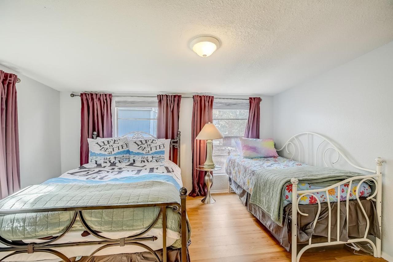 Lakeview Lodge Spicewood Екстер'єр фото