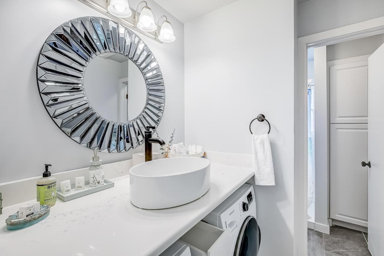 Lakeview Lodge Spicewood Екстер'єр фото
