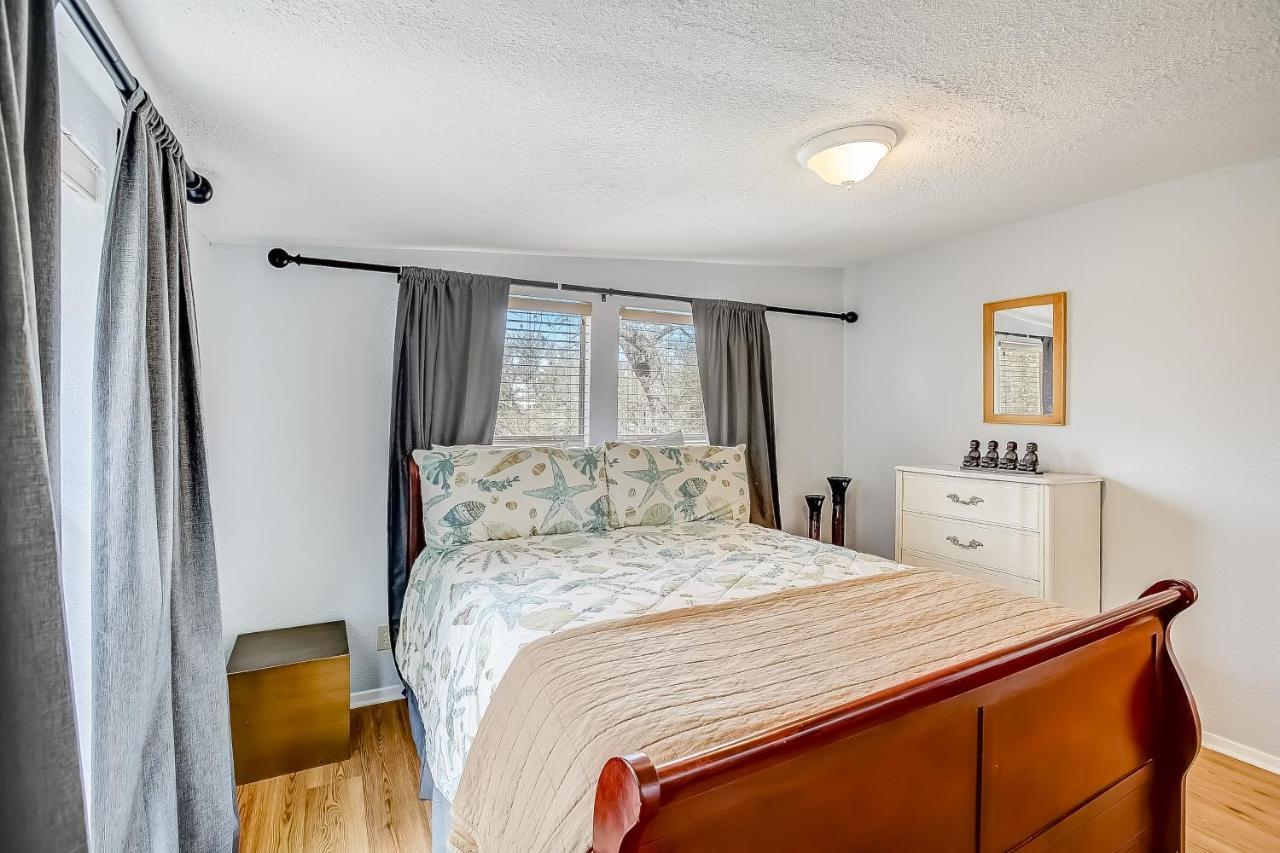 Lakeview Lodge Spicewood Екстер'єр фото
