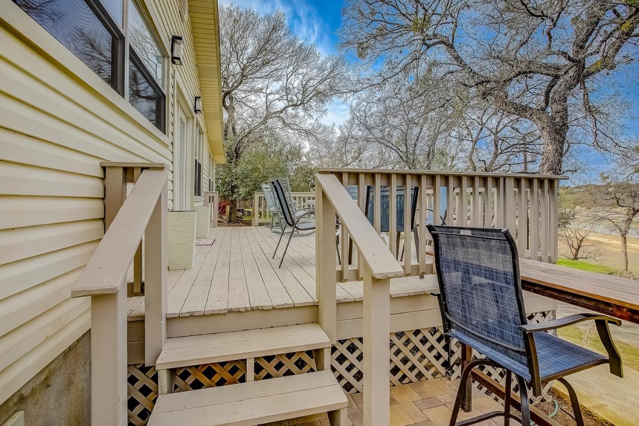 Lakeview Lodge Spicewood Екстер'єр фото